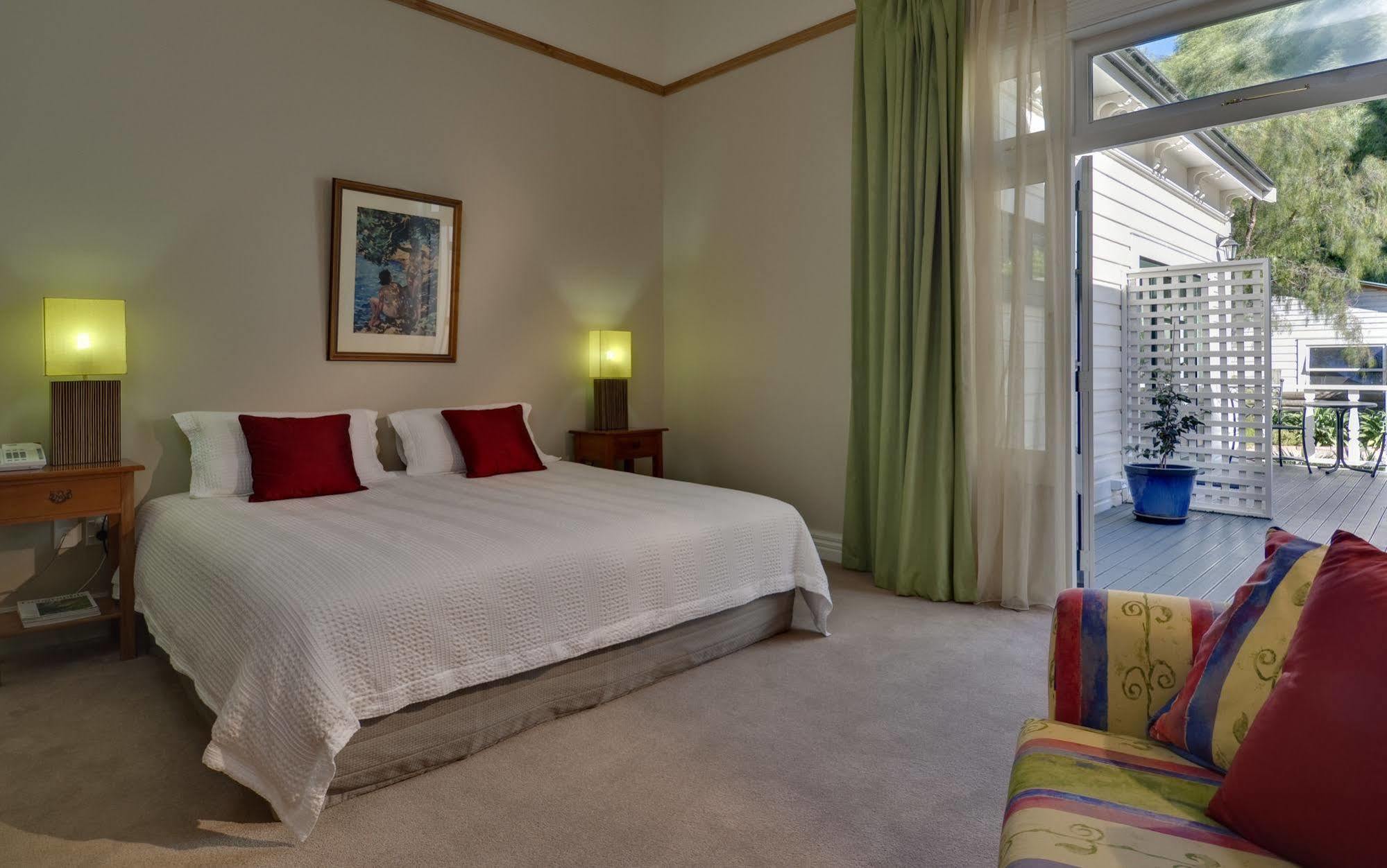The Peppertree Luxury Accommodation Бленем Экстерьер фото